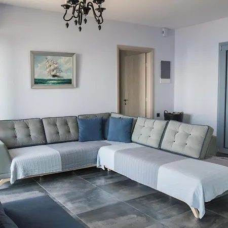 Sapphire Agios Nikitas Semesterbostad