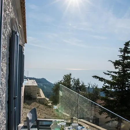 Sapphire Agios Nikitas *