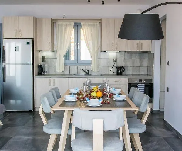 Semesterbostad Sapphire Agios Nikitas *